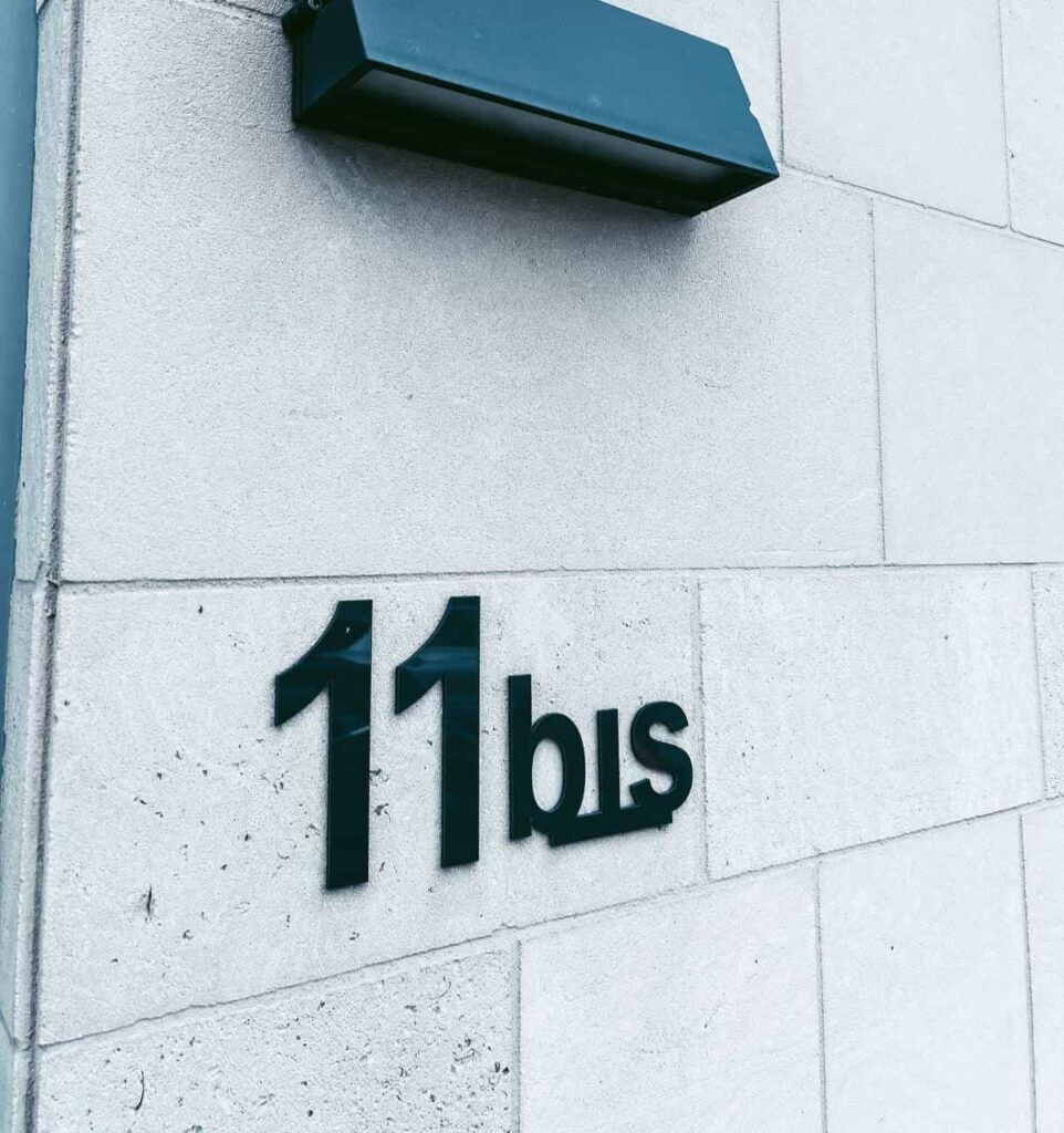 Numéro de Maison en Plexiglass - Numéros Découpés